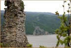 Ladislau and Golubac fortress ruins